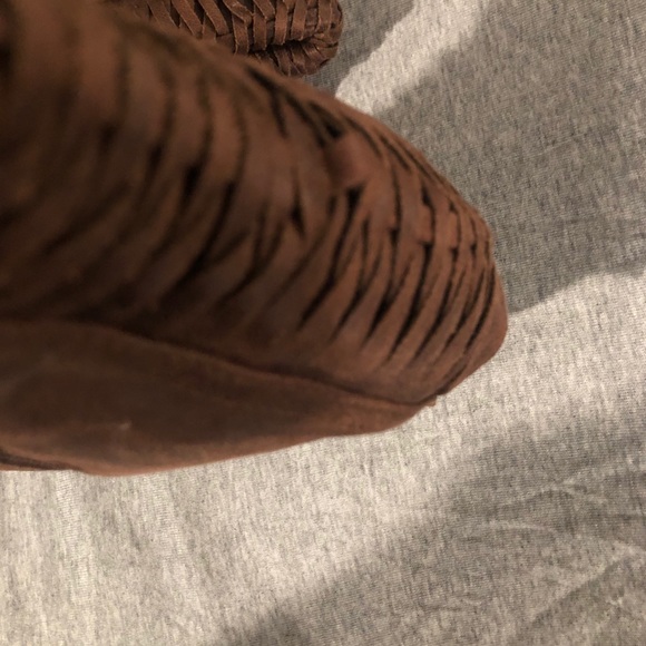 Brown boots - Picture 6 of 8